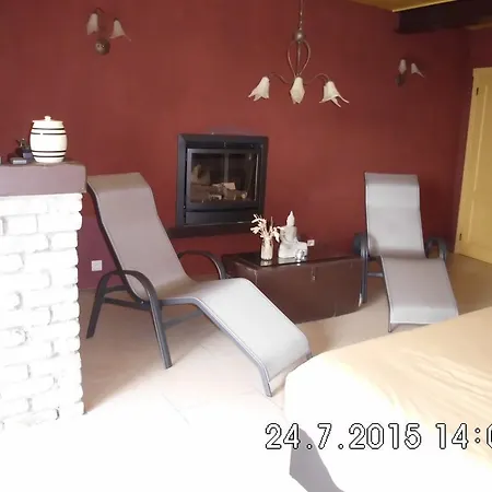 Vakantieboerderij Hof Van Eden فيرن